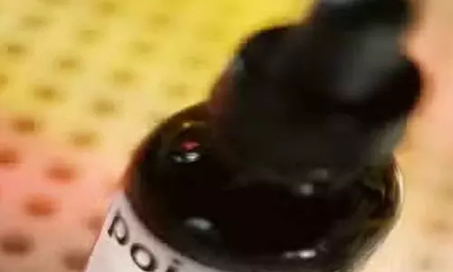 कर्ज से परेशान परिवार ने खाया जहर, दंपति की मौत