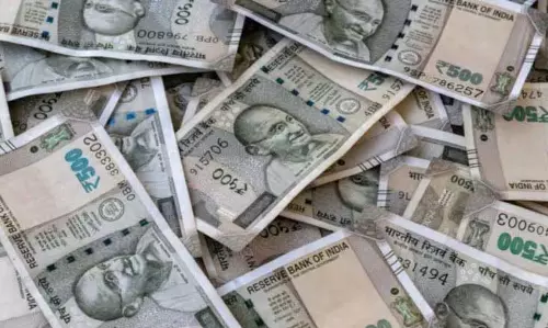Kerala :  राज्य सरकार ने अनुदान प्राप्त संस्थाओं से वेतन खर्च स्वयं वहन करने को कहा