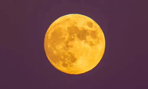 Beaver Moon 2024: साल के आखिरी सुपरमून को सेवन सिस्टर्स के बगल में उगते हुए देखें Beaver Moon 2024: साल के आखिरी सुपरमून को सेवन सिस्टर्स के बगल में उगते हुए देखें