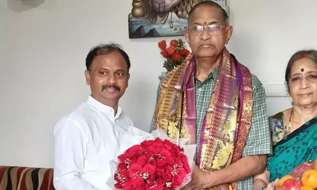 Andhra Pradesh: चागंती ने जताया सीएम का आभार Andhra Pradesh: चागंती ने जताया सीएम का आभार