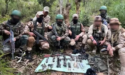 Manipur : पहाड़ी और घाटी जिलों में सुरक्षा बलों ने भारी मात्रा में हथियार और विस्फोटक बरामद