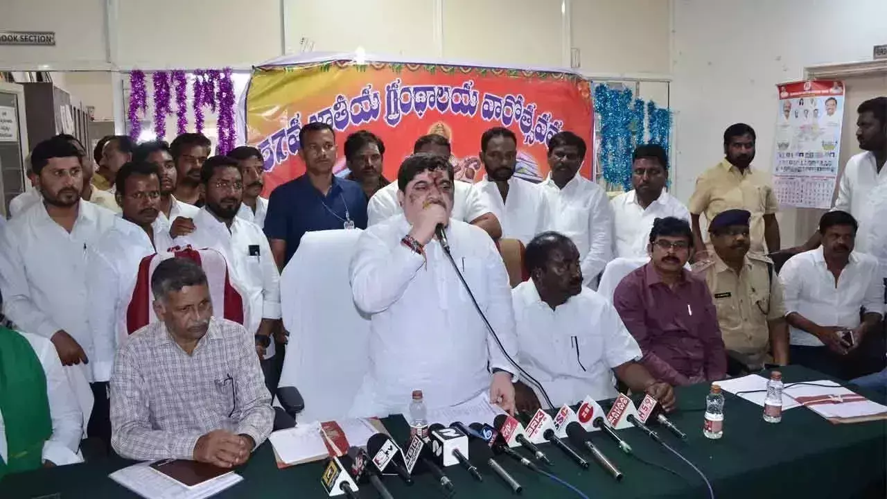 Ponnam ने जारी सर्वेक्षण के नकारात्मक प्रचार के खिलाफ चेतावनी दी Ponnam ने जारी सर्वेक्षण के नकारात्मक प्रचार के खिलाफ चेतावनी दी