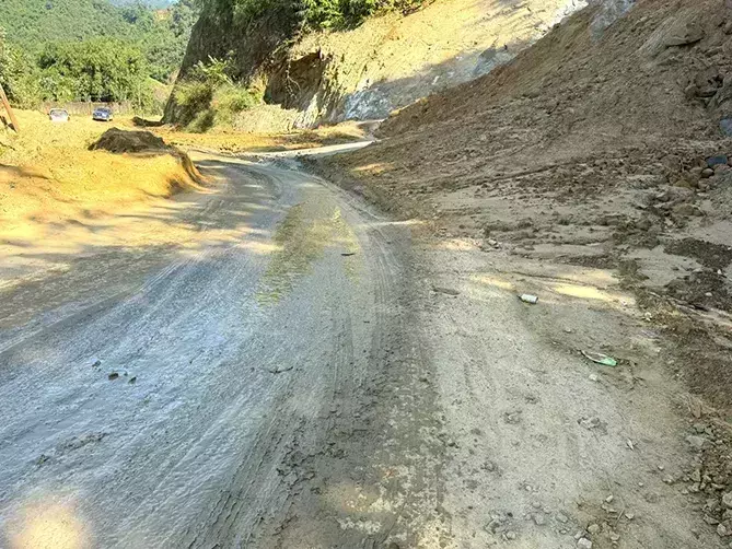 अरुणाचल: ईटानगर-जोटे राज्य राजमार्ग पूरी तरह जर्जर अरुणाचल: ईटानगर-जोटे राज्य राजमार्ग पूरी तरह जर्जर