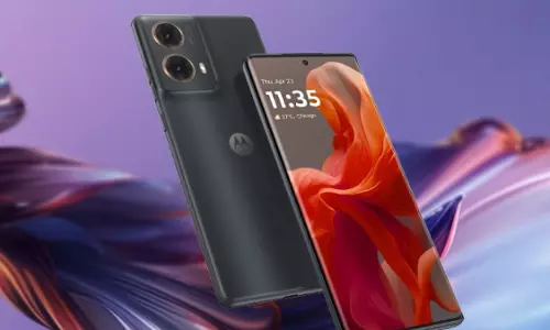 Motorola स्मार्टफोन में मिलेगा Android 15,फटाफट चेक करें लिस्ट