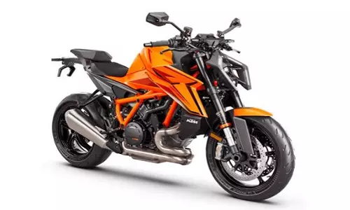 KTM ने भारत में लॉन्च की 1390 सुपर ड्यूक आर, कीमत 22.96 लाख रुपये KTM ने भारत में लॉन्च की 1390 सुपर ड्यूक आर, कीमत 22.96 लाख रुपये