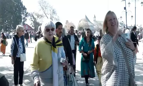 Shimla में शरद ऋतु पर्यटन सीजन में विदेशी पर्यटकों की आमद चरम पर Shimla में शरद ऋतु पर्यटन सीजन में विदेशी पर्यटकों की आमद चरम पर