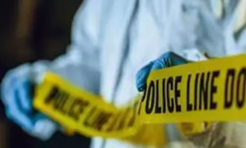 Bengaluru: पिता ने बेटे का सिर दीवार पर पटक-पटक कर दी बेटे को मौत Bengaluru: पिता ने बेटे का सिर दीवार पर पटक-पटक कर दी बेटे को मौत