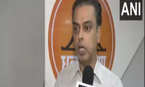 Milind Deora ने आदित्य ठाकरे पर कहा, वह बहस से क्यों भाग रहे हैं?