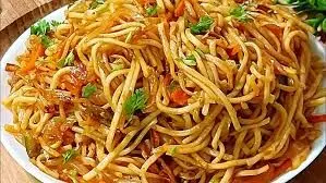 Chowmein: सिर्फ 5 मिनट में बना सकते हैं बाजार जैसी चाऊमीन