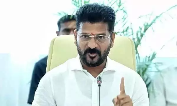 CM Revanth ने धान की रिकॉर्ड पैदावार के लिए किसानों की सराहना की