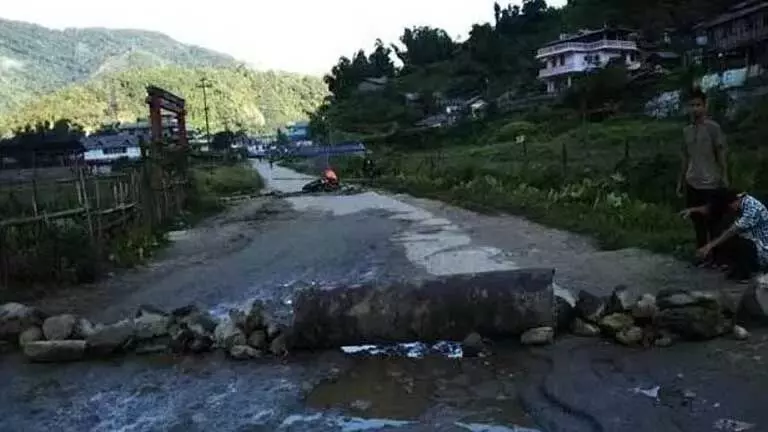 Arunachal : भूस्खलन और उपेक्षा के कारण ईटानगर-जोटे सड़क खंडहर में तब्दील