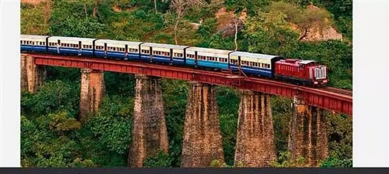 ‘Kangra Toy Train’ उपेक्षित, स्थानीय लोगों ने इसे फिर से शुरू करने की मांग की