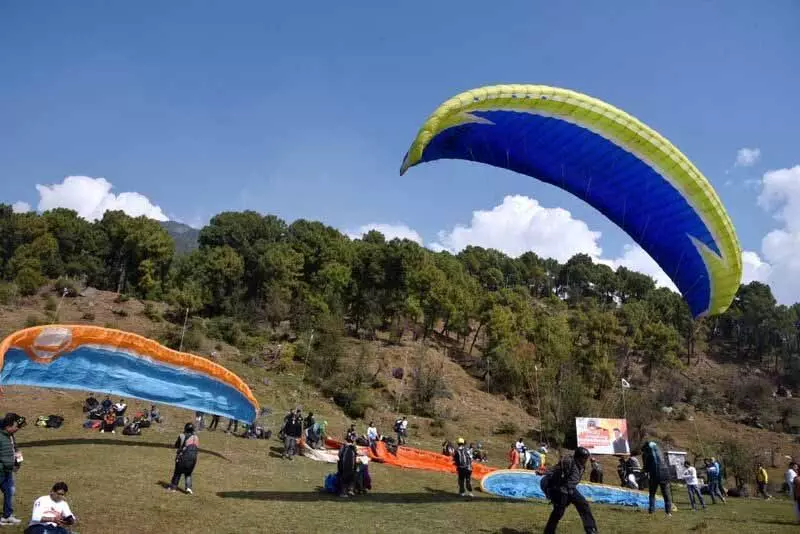 Dharamsala में 5 दिवसीय पैराग्लाइडिंग प्री-वर्ल्ड कप शुरू हुआ