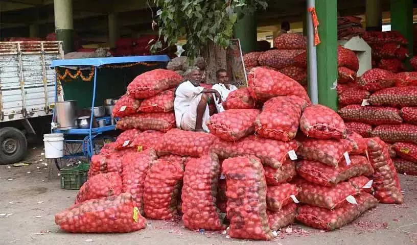 Hyderabad: प्याज की कीमतें 80 रुपये प्रति किलोग्राम तक पहुंचीं