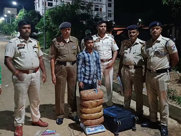 पूर्वोत्तर सीमांत रेलवे RPF ने अक्टूबर में 1.42 करोड़ रुपये का प्रतिबंधित सामान बरामद किया