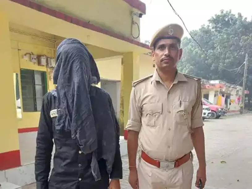 CRIME: चोरी के मोबाइल के साथ बदमाश गिरफ्तार