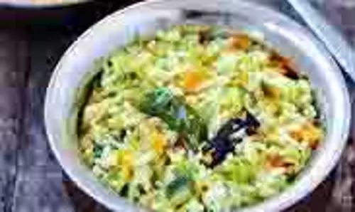 Vegetable Pulao: लंच के लिए इस रेसिपी से मिनटों में बनाएं Vegetable Pulao: लंच के लिए इस रेसिपी से मिनटों में बनाएं