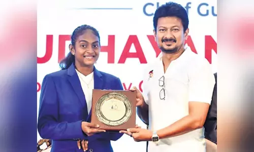 Tamil Nadu: टीएन के डिप्टी सीएम उदयनिधि ने चयनित 13 खिलाड़ियों को सहायता राशि सौंपी