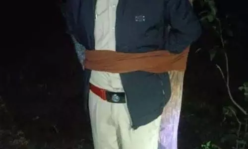 जंबो के खतरे से नाराज ग्रामीणों ने वनकर्मी को पेड़ से बांधा