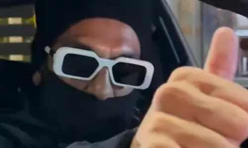 Ranveer Singh से पूछा गया कि उनकी बेटी कैसी हैं बेंगलुरु में Ranveer Singh से पूछा गया कि उनकी बेटी कैसी हैं बेंगलुरु में
