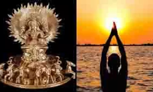Raviwar Ke Upay: भगवान सूर्य देव की कृपा से दूर होंगी सभी समस्याएं रविवार को करें ये उपाय Raviwar Ke Upay: भगवान सूर्य देव की कृपा से दूर होंगी सभी समस्याएं रविवार को करें ये उपाय