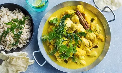 नारियल फूलगोभी करी रेसिपी