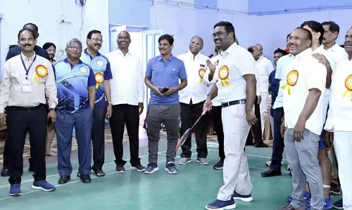 Telangana के निजामाबाद में मास्टर्स ओपन बैडमिंटन टूर्नामेंट का उद्घाटन