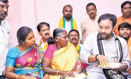 Kishan Reddy मूसी झुग्गीवासियों के कल्याण के लिए बुलडोजर का सामना करने के लिए तैयार