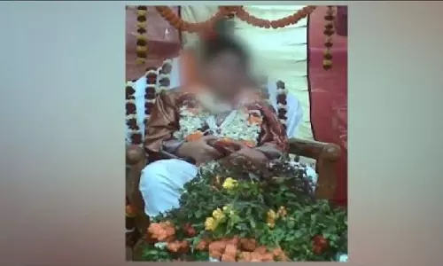 नाबालिग द्वारा Baba के रूप में काम करने की शिकायत, बाल कल्याण समिति ने जांच के आदेश दिए नाबालिग द्वारा Baba के रूप में काम करने की शिकायत, बाल कल्याण समिति ने जांच के आदेश दिए
