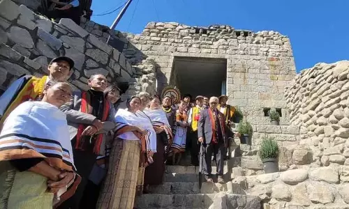 Nagaland : खुरुखा में पारंपरिक द्वार का अनावरण Nagaland : खुरुखा में पारंपरिक द्वार का अनावरण