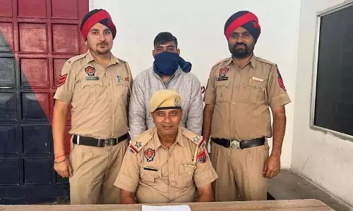 अपराधियों पर police की कार्रवाई में ड्रग तस्कर समेत पांच गिरफ्तार अपराधियों पर police की कार्रवाई में ड्रग तस्कर समेत पांच गिरफ्तार