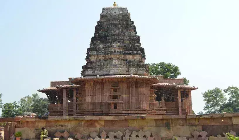 Telangana पर्यटन ने हैदराबाद-वारंगल-रामप्पा मंदिर टूर पैकेज पेश किया Telangana पर्यटन ने हैदराबाद-वारंगल-रामप्पा मंदिर टूर पैकेज पेश किया