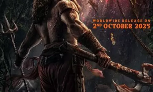 Rishabh Shetty अभिनीत ‘कंटारा: चैप्टर 1’ अगले साल 2 अक्टूबर को सिनेमाघरों में आएगी Rishabh Shetty अभिनीत ‘कंटारा: चैप्टर 1’ अगले साल 2 अक्टूबर को सिनेमाघरों में आएगी