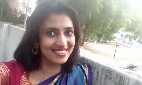 Actress कस्तूरी को कोर्ट में पेश किया गया, जेल भेजा गया Actress कस्तूरी को कोर्ट में पेश किया गया, जेल भेजा गया