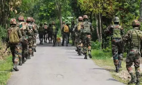 Manipur : प्रदर्शनकारियों के आक्रोश के बाद बढ़ते तनाव