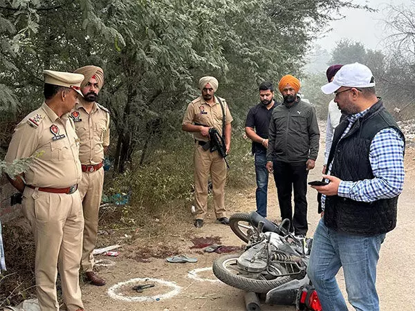 Punjab Police ने गोलीबारी के बाद अंतरराज्यीय हाईवे लुटेरों के गिरोह के सरगना को गिरफ्तार किया