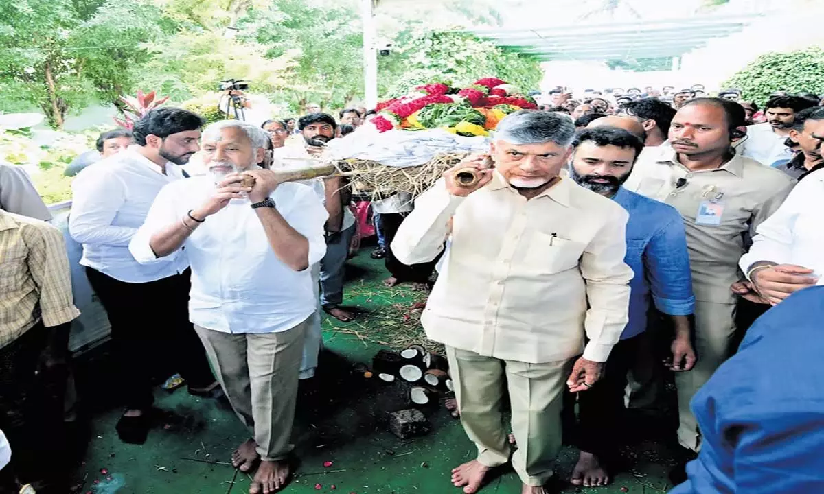 Andhra: नारा राममूर्ति नायडू का पूरे आंध्र के साथ अंतिम संस्कार किया गया