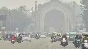 Lucknow शहर की हवा भारी वाहन-गाड़ियों से जहरीली हुई