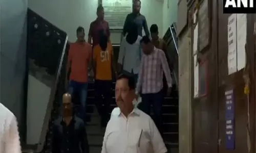 बाबा सिद्दीकी हत्याकांड: Mumbai court ने दो और आरोपियों को 21 नवंबर तक पुलिस हिरासत में भेजा बाबा सिद्दीकी हत्याकांड: Mumbai court ने दो और आरोपियों को 21 नवंबर तक पुलिस हिरासत में भेजा