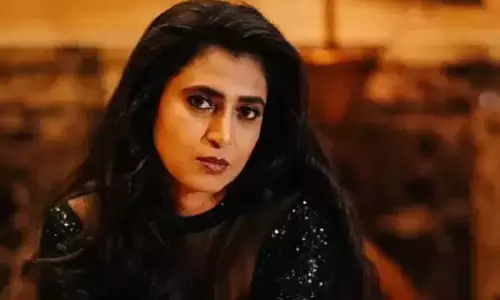 Telugu people पर विवादित टिप्पणी ,अभिनेत्री कस्तूरी शंकर को न्यायिक हिरासत में भेजा गया Telugu people पर विवादित टिप्पणी ,अभिनेत्री कस्तूरी शंकर को न्यायिक हिरासत में भेजा गया