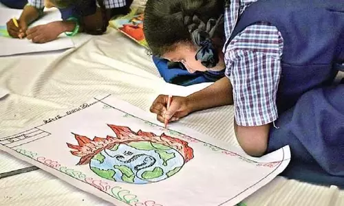 सुगाथाकुमारी के 90वें जन्मदिन पर चित्रकला प्रतियोगिता का आयोजन किया सुगाथाकुमारी के 90वें जन्मदिन पर चित्रकला प्रतियोगिता का आयोजन किया