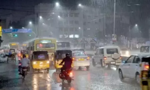 Delta के लिए नारंगी+पीला अलर्ट: गरज-चमक के साथ बारिश हुई