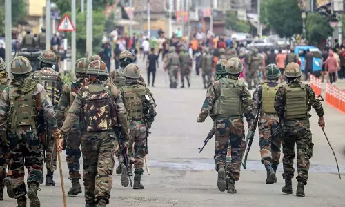 Manipur जिरीबाम में कुछ लोगों के लिए AFSPA फिर लागू होने से राहत Manipur जिरीबाम में कुछ लोगों के लिए AFSPA फिर लागू होने से राहत