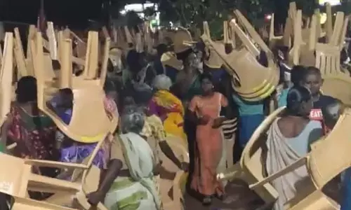 AIADMK की 53वीं वर्षगांठ का जश्न तमिलनाडु के विभिन्न जिलों में मनाया