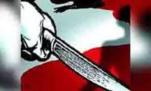 Lakhimpur: दूधवाले की गर्दन पर धारदार हथियार से हमला, घायल