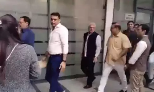 बीजेपी के हुए पूर्व मंत्री कैलाश गहलोत, थामा दामन बीजेपी के हुए पूर्व मंत्री कैलाश गहलोत, थामा दामन
