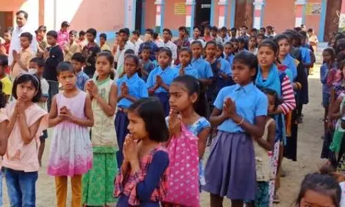 Patna: दौलाचक स्कूल की रसोईये भी चेतना सत्र में होती हैं शामिल
