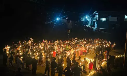 Assam : मेइती हत्याकांड की निंदा करने के लिए सिलचर में मोमबत्ती जलाकर विरोध