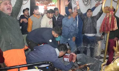 बारिश के लिए भूतनाथ मंदिर में किया गया Jal Chhaye कार्यक्रम बारिश के लिए भूतनाथ मंदिर में किया गया Jal Chhaye कार्यक्रम