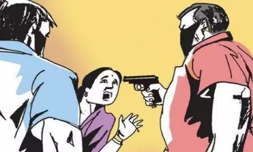 Muzaffarnagar: परिवार को बंधक बनाकर 10 लाख की डकैती
